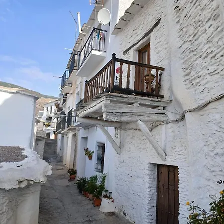 Casa Compadres De Con Piscina